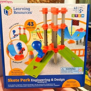 Skate Park Engineering & Design Building Set by STEM NIB